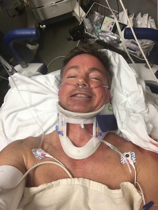thumbnail_Dean in ER selfie